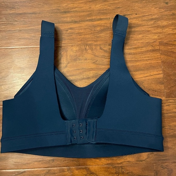 Nike Dri-FIT Alpha High Support Padded Adjustable Sports Bra Size XS - Picture 4 of 6